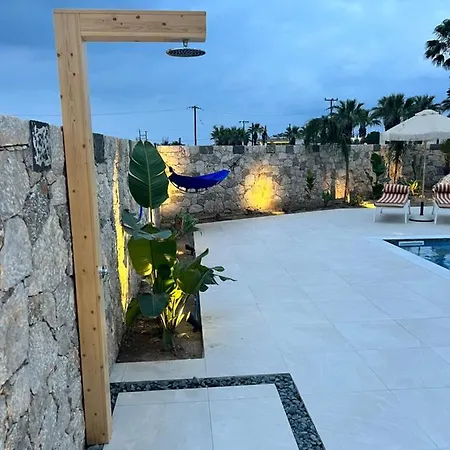 Cora With Private Pool 200m To The