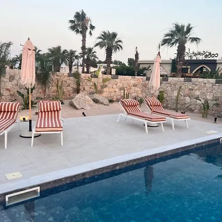 Villa Cora With Private Pool 200m To The