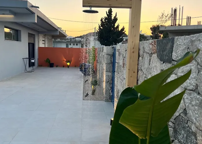 Cora With Private Pool 200m To The Вилла