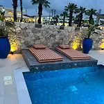 Βίλα Cora With Private Pool 200m To The *