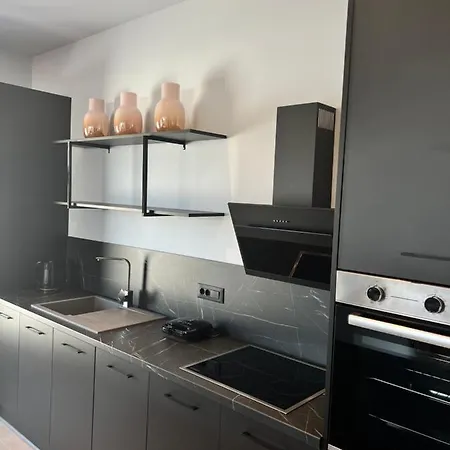 Cora With Private Pool 200m To The 팔리라키