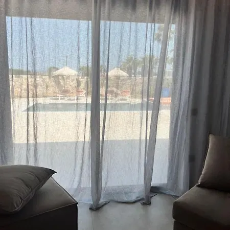 Cora With Private Pool 200m To The 빌라