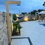 Cora With Private Pool 200m To The