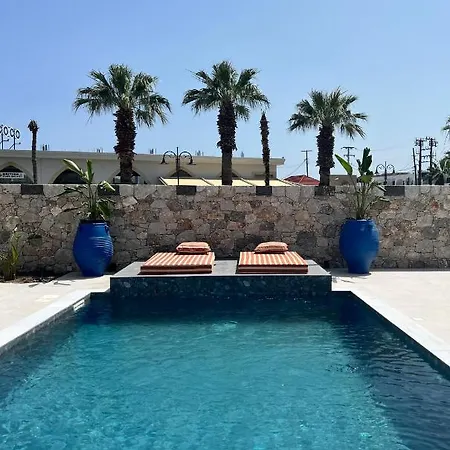 Cora With Private Pool 200m To The