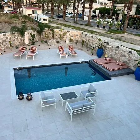 Cora With Private Pool 200m To The