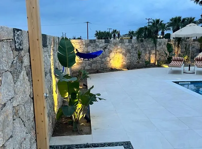 Cora With Private Pool 200m To The