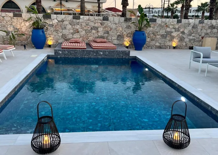 Villa Cora With Private Pool 200m To The