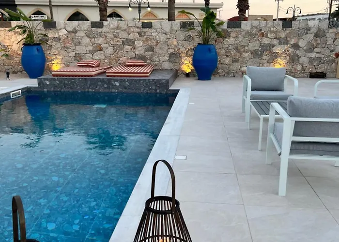 Cora With Private Pool 200m To The *